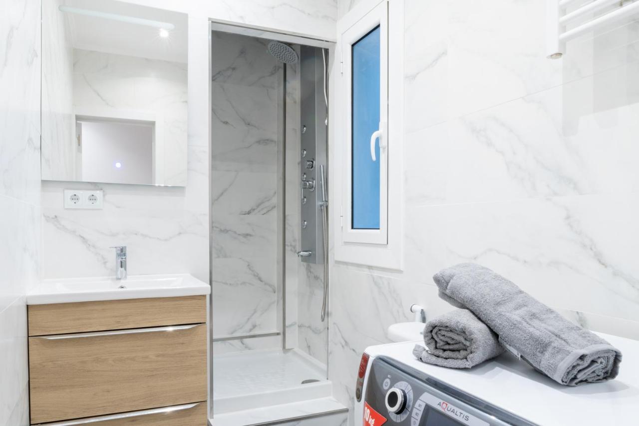 Cozy Studio Apartment 5 Min From Camp Nou バルセロナ エクステリア 写真
