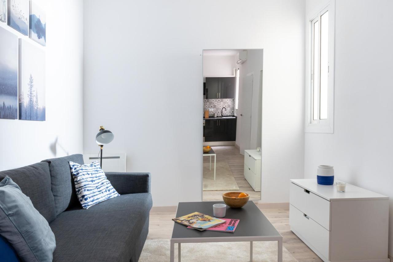 Cozy Studio Apartment 5 Min From Camp Nou バルセロナ エクステリア 写真